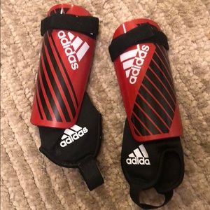 Little Boys Adidas Shin Guards for Soccer Sz M